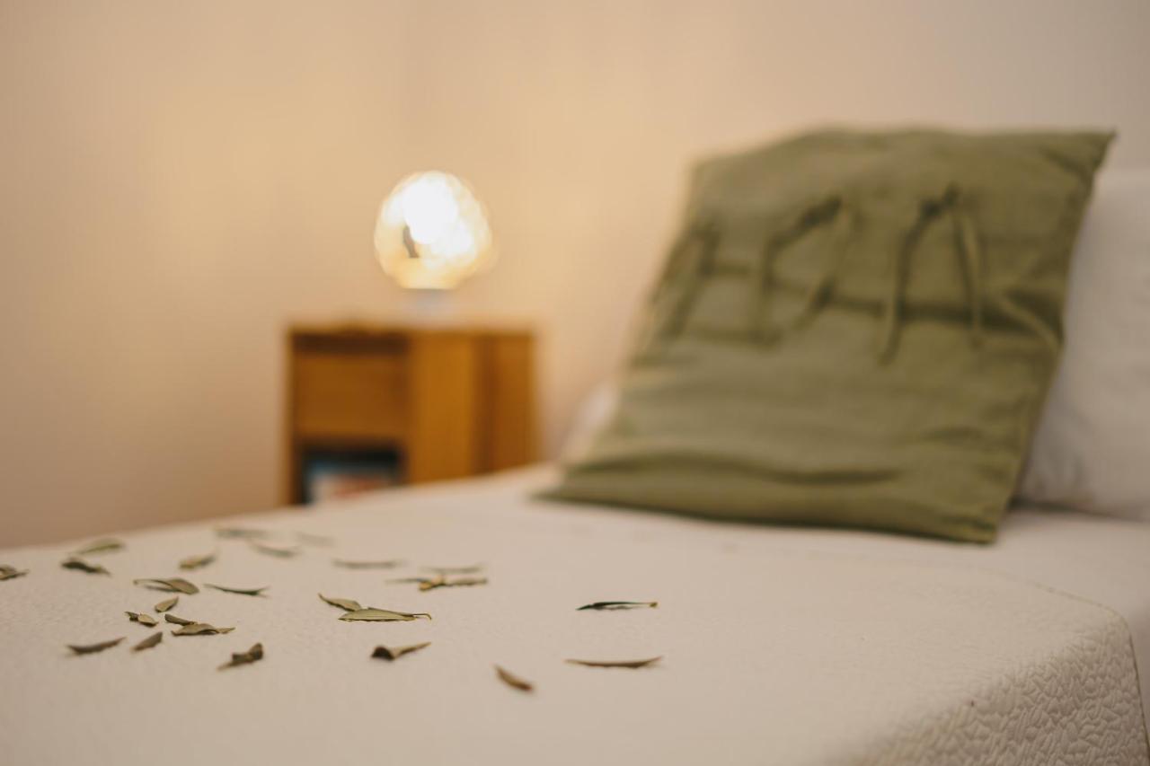 Milestones Modern Suite Trullo Jacuzzi Spa & Relax อัลเบโรเบลโล ภายนอก รูปภาพ